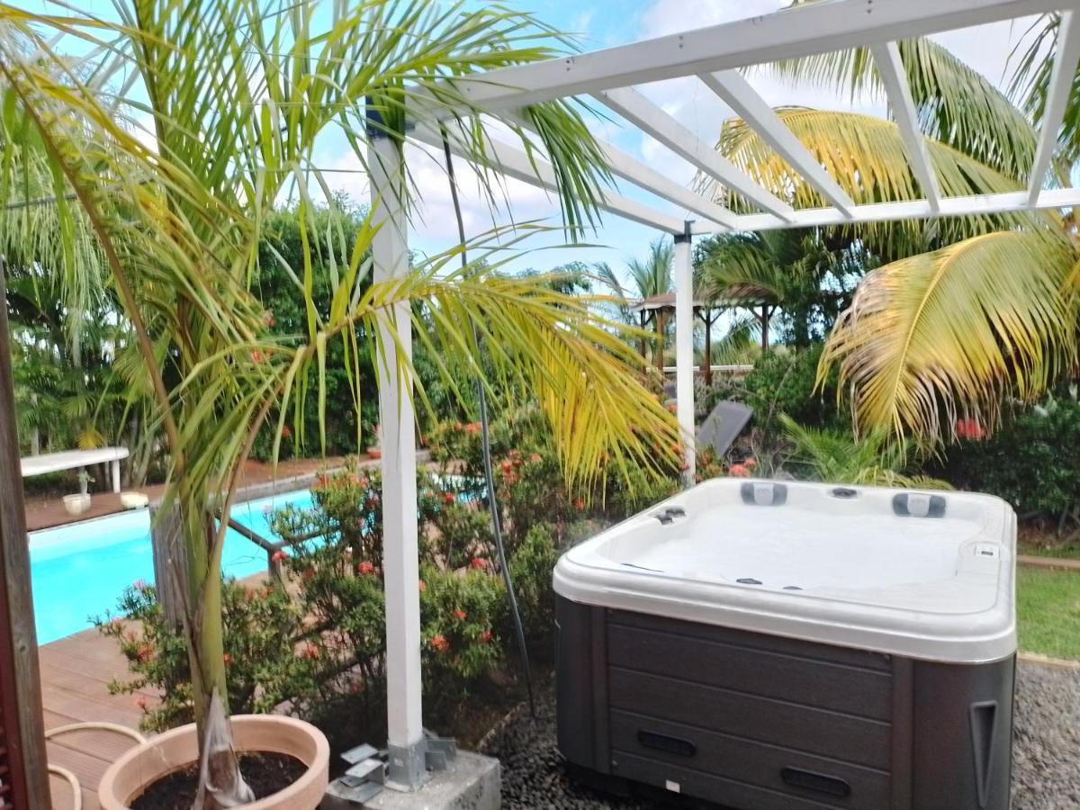 Le Diamant Charmante Villa Pour La Famille Ou Entre Amis Spa Et Piscine エクステリア 写真